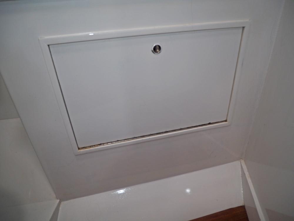 Cabin en avant, H&eacute;bergements